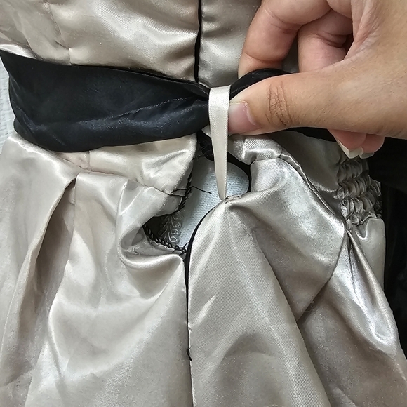 FOREVER 21 Dress - Picture 7 of 7